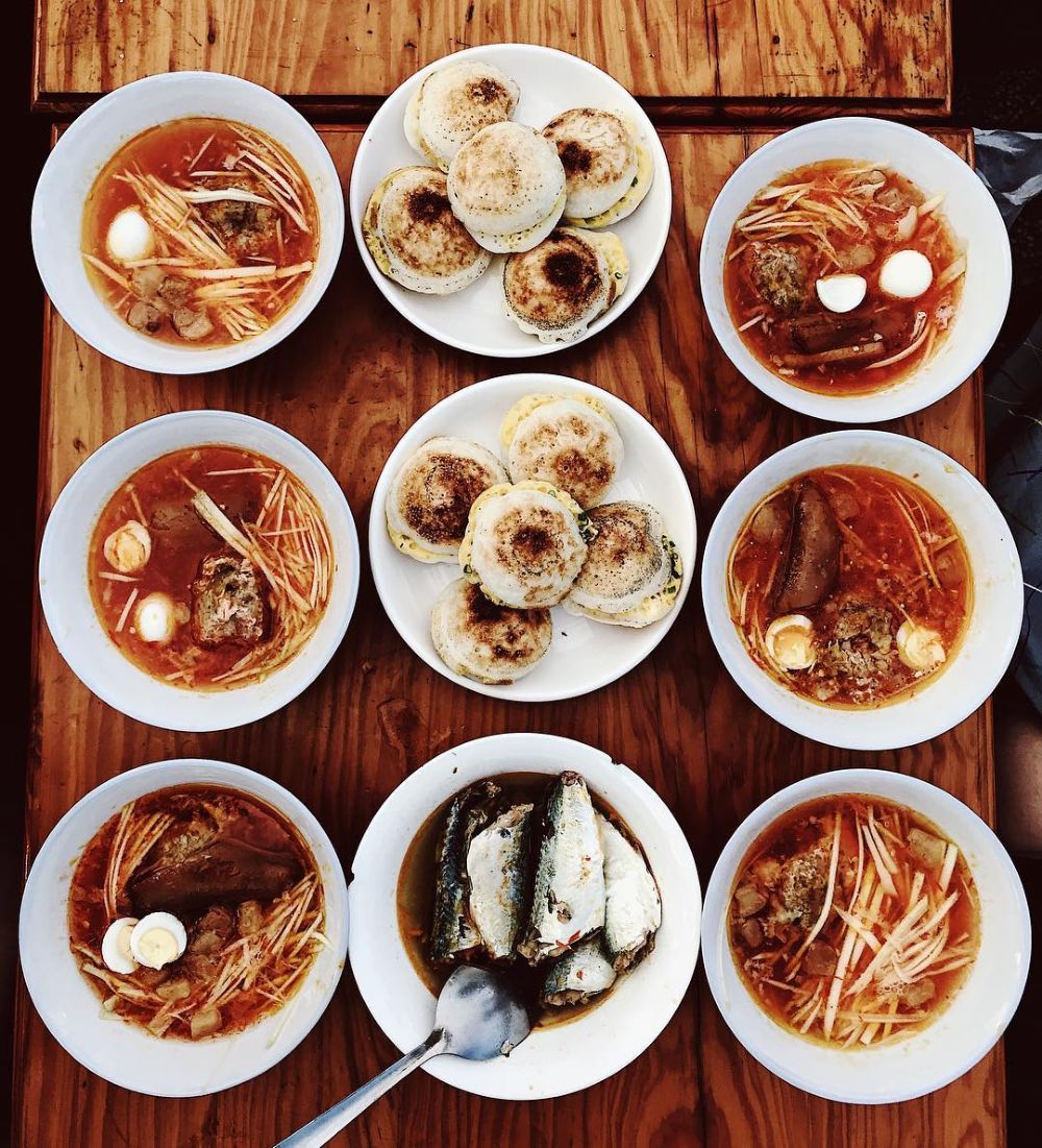 Bánh căn - Đặc sản Bình Thuận